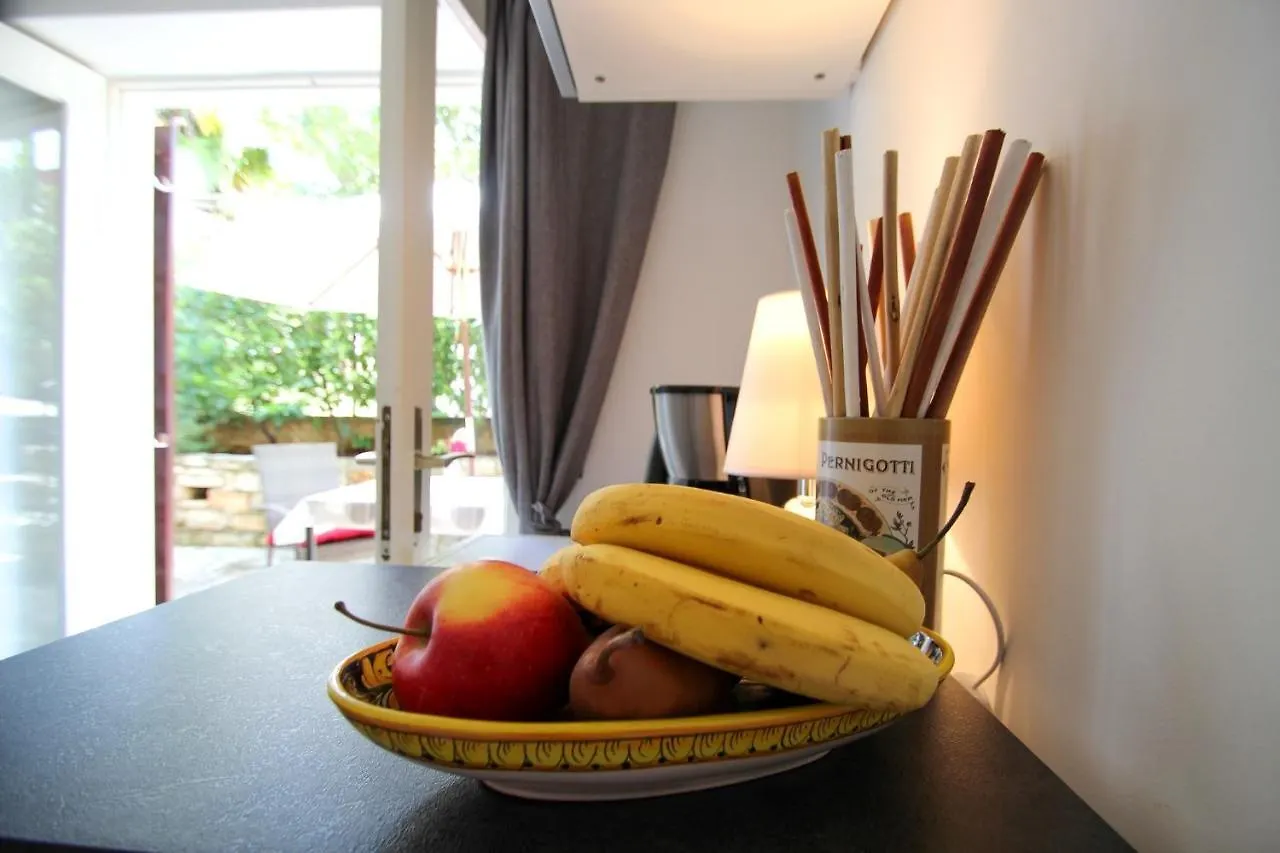 Carla Guest House Novigrad  3*, Novigrad (Istria) Croatia