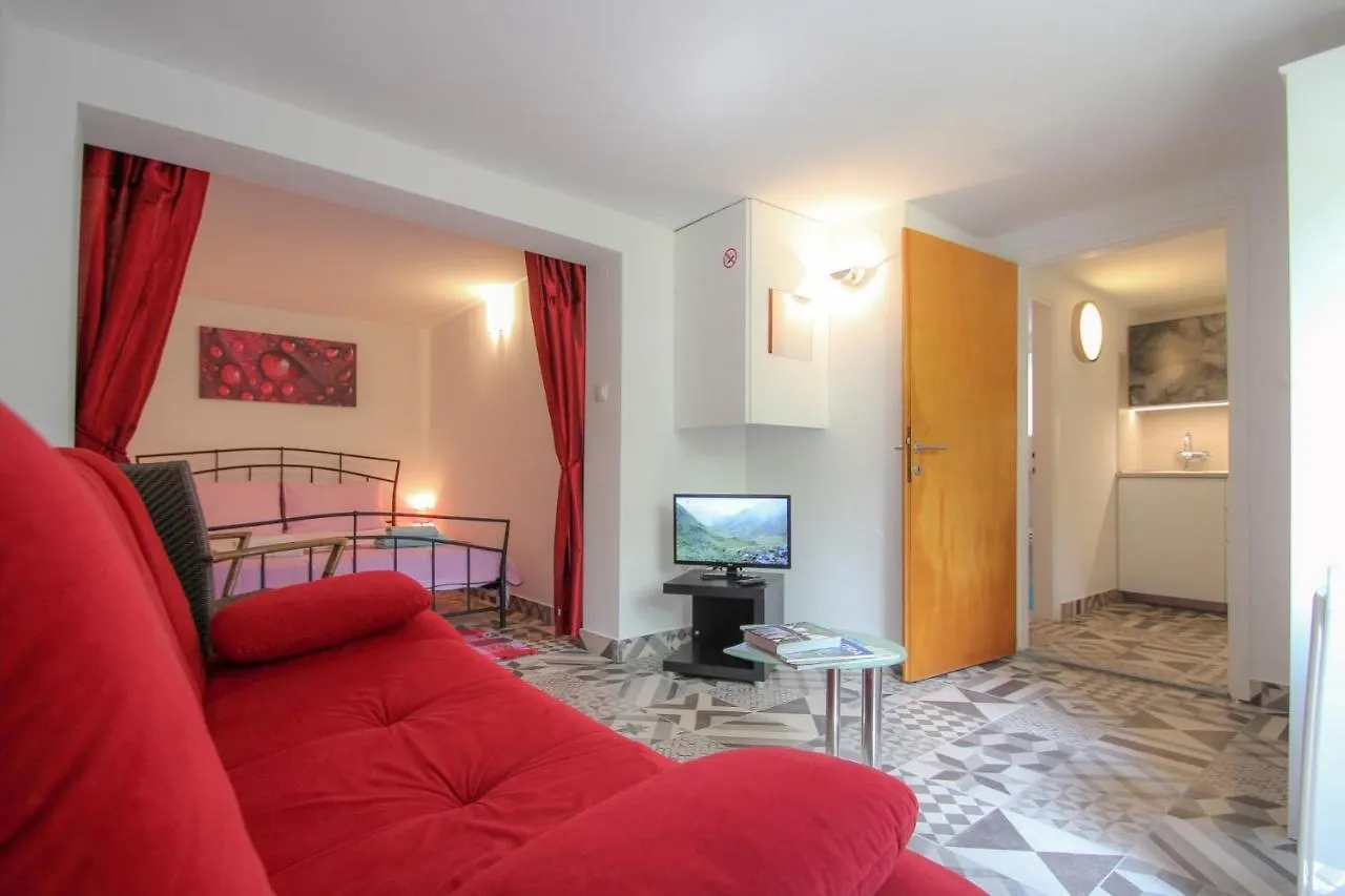 Carla Guest House Novigrad  3*, Novigrad (Istria)