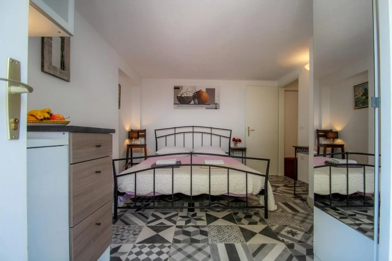 Carla Guest House Novigrad